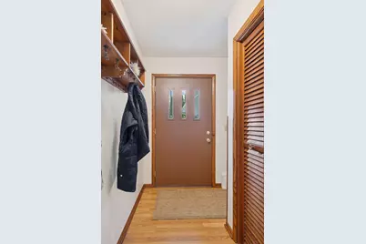 15880 Tonkawood Drive, Minnetonka, MN 55345 - Photo 6