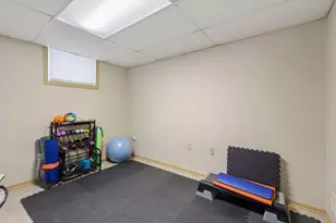 15880 Tonkawood Dr, Minnetonka, MN 55345 - Photo 32