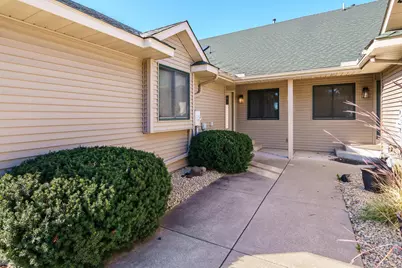 4148 93rd Avenue N, Brooklyn Park, MN 55443 - Photo 4