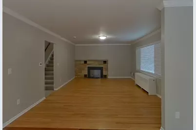 803 Willard Street W, Stillwater, MN 55082 - Photo 2