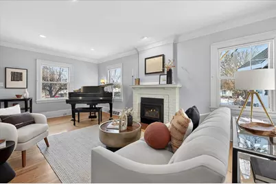 461 Cedar Lake Road S, Minneapolis, MN 55405 - Photo 2