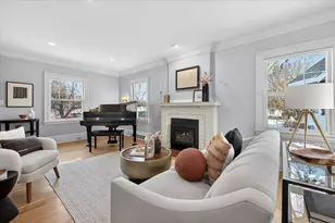 461 Cedar Lake Rd S, Minneapolis, MN 55405 - Photo 2