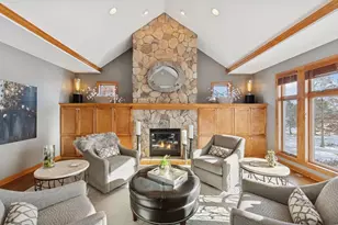 1207 Adrian Dr, Chaska, MN 55318 - Photo 22