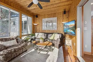 1207 Adrian Dr, Chaska, MN 55318 - Photo 16