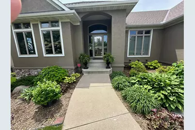 1207 Adrian Drive, Chaska, MN 55318 - Photo 100