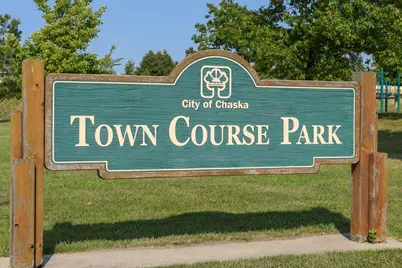 1207 Adrian Drive, Chaska, MN 55318 - Photo 94