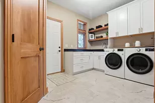 1978 Thom Dr, Arden Hills, MN 55112 - Photo 30