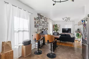 2425 Lyndale Ave S, Minneapolis, MN 55405 - Photo 36