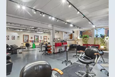 2425 Lyndale Avenue S, Minneapolis, MN 55405 - Photo 6