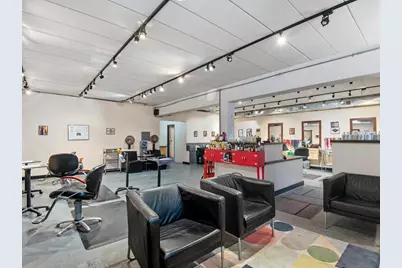 2425 Lyndale Avenue S, Minneapolis, MN 55405 - Photo 8