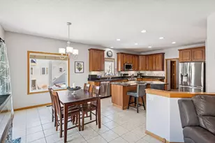 9748 Geisler Rd, Eden Prairie, MN 55347 - Photo 16