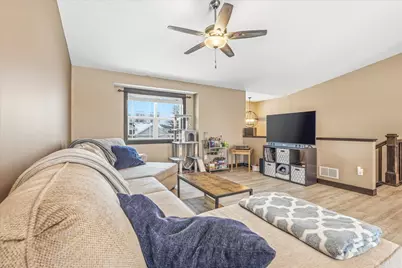 705 Greenwood Street SW, Isanti, MN 55040 - Photo 6