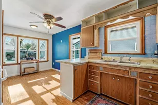 1411 Woodland Ave, Eau Claire, WI 54701 - Photo 12