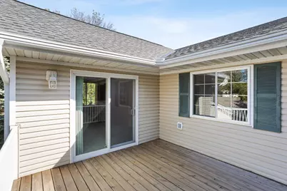 745 Sterling Court, Mahtomedi, MN 55115 - Photo 24