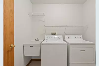 745 Sterling Court, Mahtomedi, MN 55115 - Photo 34