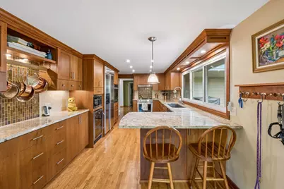 1628 Oakways Street, Minnetonka, MN 55391 - Photo 14