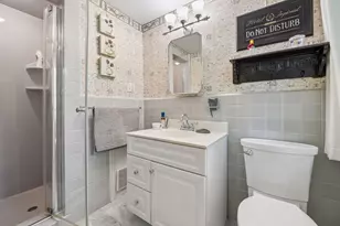 1628 Oakways St, Minnetonka, MN 55391 - Photo 32