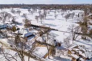 4604 Annaway Dr, Edina, MN 55436 - Photo 2