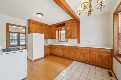 661 Surrey Avenue, Saint Paul, MN 55106 - Photo 10