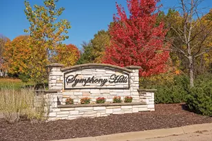 1072 Symphony Ln, Chaska, MN 55318 - Photo 42