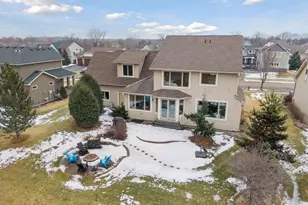 1072 Symphony Ln, Chaska, MN 55318 - Photo 36