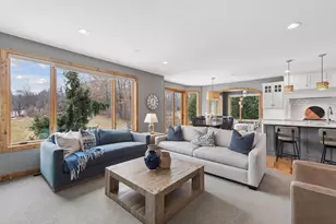 1072 Symphony Ln, Chaska, MN 55318 - Photo 10