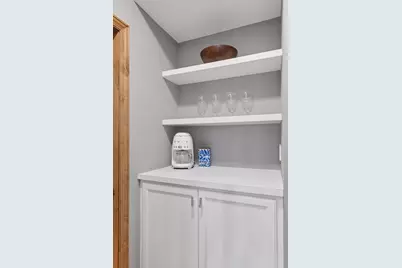 1072 Symphony Lane, Chaska, MN 55318 - Photo 16