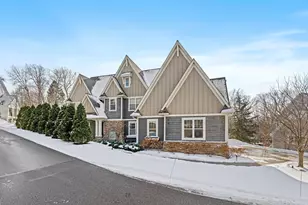 4414 Juleena Pl, Minnetonka, MN 55345 - Photo 2