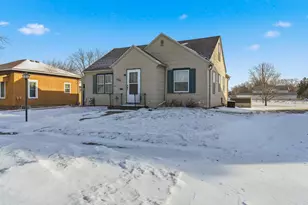 809 3rd St SW, Waseca, MN 56093 - Photo 38