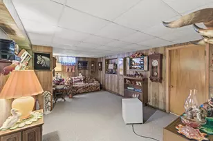 809 3rd St SW, Waseca, MN 56093 - Photo 22