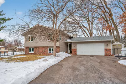 3979 Woodview Drive, Vadnais Heights, MN 55127 - Photo 4