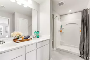 12823 Lawrence Wy, Rogers, MN 55374 - Photo 16