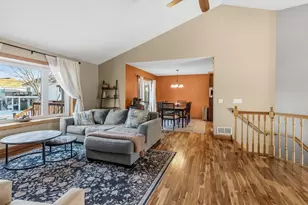 6644 Tele Ln, Lino Lakes, MN 55038 - Photo 4