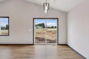 21423 Cottonwood St NW, Oak Grove, MN 55448 - Photo 22