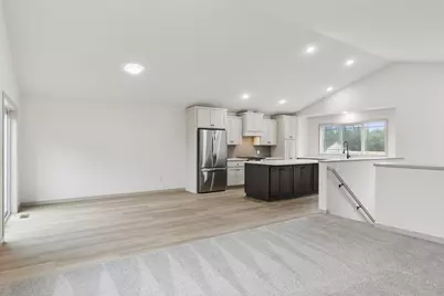 21423 Cottonwood Street NW, Oak Grove, MN 55448 - Photo 14