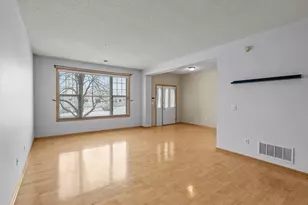 8014 Golden Valley Rd, Golden Valley, MN 55427 - Photo 16