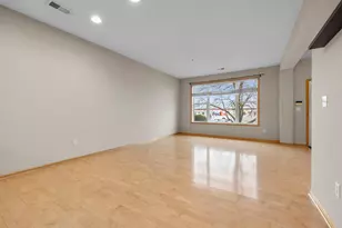8014 Golden Valley Rd, Golden Valley, MN 55427 - Photo 18