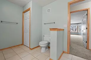 8014 Golden Valley Rd, Golden Valley, MN 55427 - Photo 28