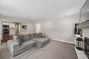 7148 Glenross Rd, Woodbury, MN 55125 - Photo 4