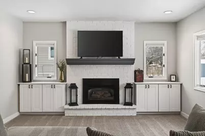 7148 Glenross Road, Woodbury, MN 55125 - Photo 2