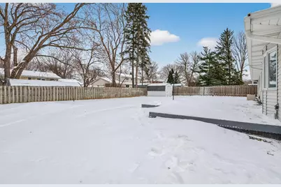 7148 Glenross Road, Woodbury, MN 55125 - Photo 22