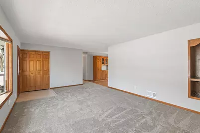 11709 Jersey Avenue N, Champlin, MN 55316 - Photo 8