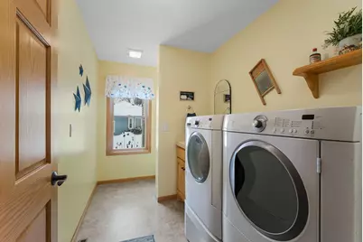 509 9th Street SW, Braham, MN 55006 - Photo 16