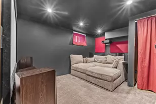 1121 Hague Ave, Saint Paul, MN 55104 - Photo 42