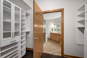 317 Groveland Ave, Minneapolis, MN 55403 - Photo 18