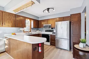 3475 Chandler Rd, Shoreview, MN 55126 - Photo 10