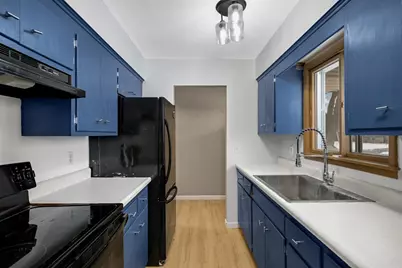 814 Fireside Drive, Apple Valley, MN 55124 - Photo 6