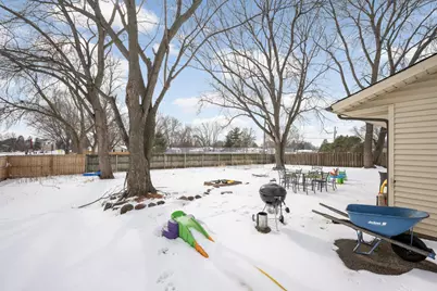 814 Fireside Drive, Apple Valley, MN 55124 - Photo 22