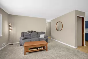 814 Fireside Dr, Apple Valley, MN 55124 - Photo 8