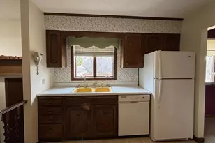 106 4th St N, Hoffman, MN 56339 - Photo 4